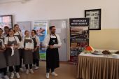 Warsztaty przygotowania potraw z mięsa drobiowego z Marcinem Budynkiem