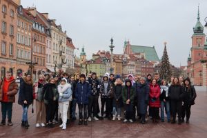 Czytaj więcej: Poznaj Polskę - wizyta uczniów technikum w Warszawie