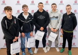 Czytaj więcej: InnowacInnowacje i współpraca - nasi uczniowie na V Dniach Przedsiębiorczości Akademii...